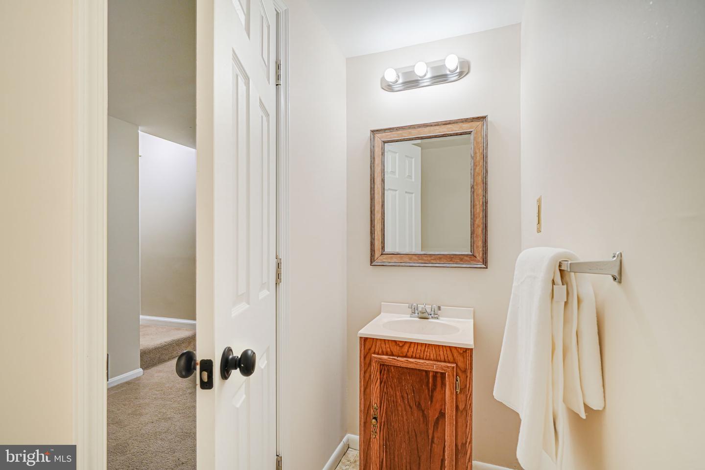 2702 KENWOOD AVE, ALEXANDRIA, Virginia 22302, 3 Bedrooms Bedrooms, ,2 BathroomsBathrooms,Residential,For sale,2702 KENWOOD AVE,VAAX2045848 MLS # VAAX2045848