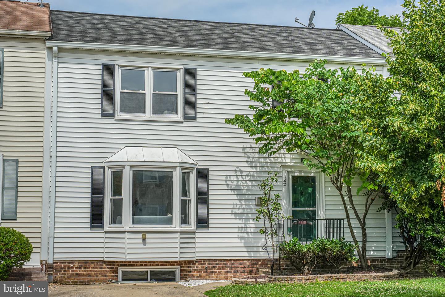 2702 KENWOOD AVE, ALEXANDRIA, Virginia 22302, 3 Bedrooms Bedrooms, ,2 BathroomsBathrooms,Residential,For sale,2702 KENWOOD AVE,VAAX2045848 MLS # VAAX2045848