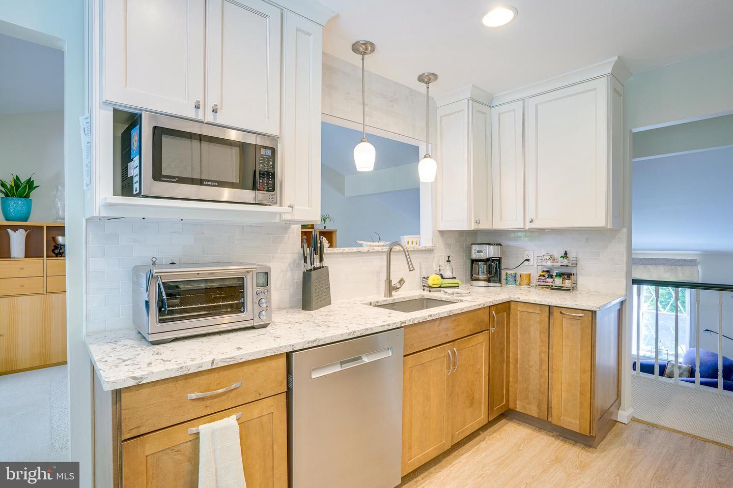 12700 KETTERING DR, HERNDON, Virginia 20171, 4 Bedrooms Bedrooms, ,3 BathroomsBathrooms,Residential,For sale,12700 KETTERING DR,VAFX2244108 MLS # VAFX2244108
