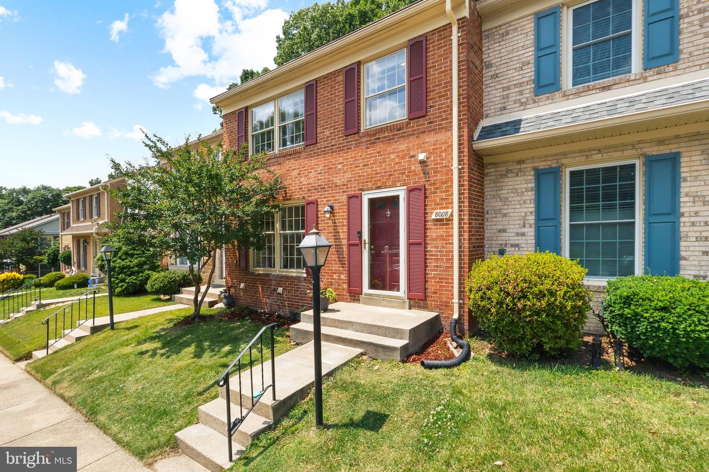8008 BETHELEN WOODS LN, SPRINGFIELD, Virginia 22153, 3 Bedrooms Bedrooms, ,2 BathroomsBathrooms,Residential,For sale,8008 BETHELEN WOODS LN,VAFX2244134 MLS # VAFX2244134