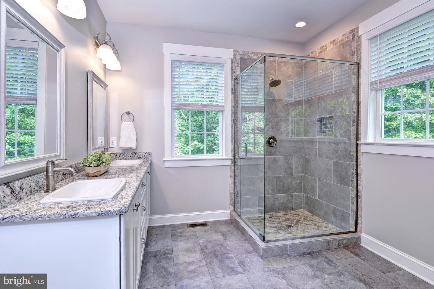 3225 OAK BRANCH LN, TOANO, Virginia 23168, 5 Bedrooms Bedrooms, ,3 BathroomsBathrooms,Residential,For sale,3225 OAK BRANCH LN,VAJC2000472 MLS # VAJC2000472