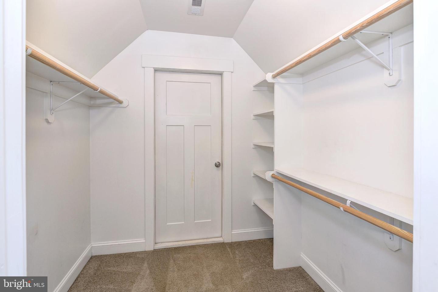 3225 OAK BRANCH LN, TOANO, Virginia 23168, 5 Bedrooms Bedrooms, ,3 BathroomsBathrooms,Residential,For sale,3225 OAK BRANCH LN,VAJC2000472 MLS # VAJC2000472