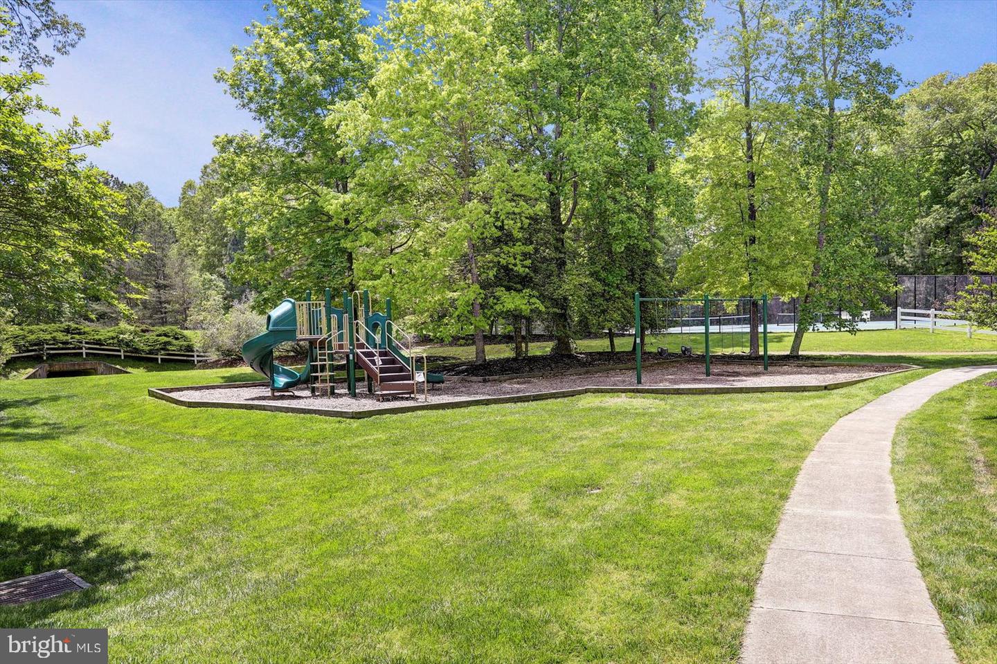 3225 OAK BRANCH LN, TOANO, Virginia 23168, 5 Bedrooms Bedrooms, ,3 BathroomsBathrooms,Residential,For sale,3225 OAK BRANCH LN,VAJC2000472 MLS # VAJC2000472