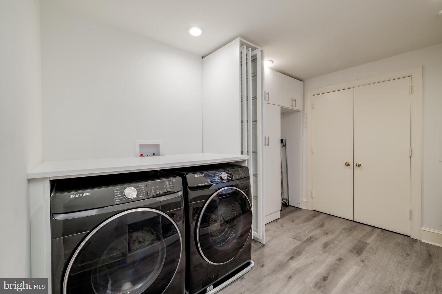 1914 35TH ST NW, WASHINGTON, District Of Columbia 20007, 4 Bedrooms Bedrooms, ,4 BathroomsBathrooms,Residential,For sale,1914 35TH ST NW,DCDC2203272 MLS # DCDC2203272