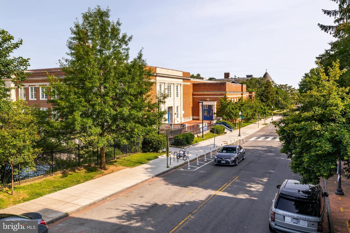 1914 35TH ST NW, WASHINGTON, District Of Columbia 20007, 4 Bedrooms Bedrooms, ,4 BathroomsBathrooms,Residential,For sale,1914 35TH ST NW,DCDC2203272 MLS # DCDC2203272