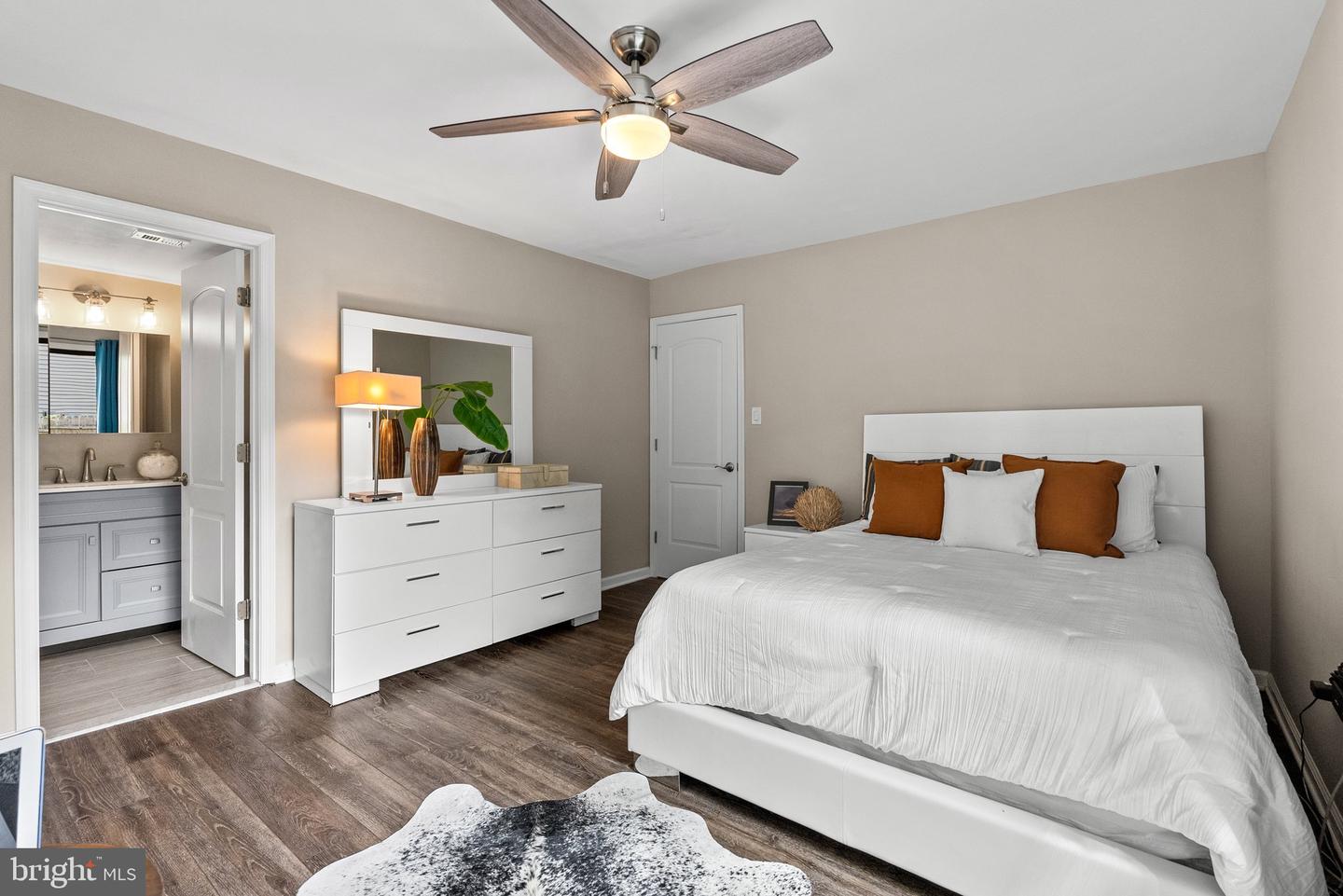 4431 FLINTSTONE RD, ALEXANDRIA, Virginia 22306, 4 Bedrooms Bedrooms, ,3 BathroomsBathrooms,Residential,For sale,4431 FLINTSTONE RD,VAFX2244314 MLS # VAFX2244314