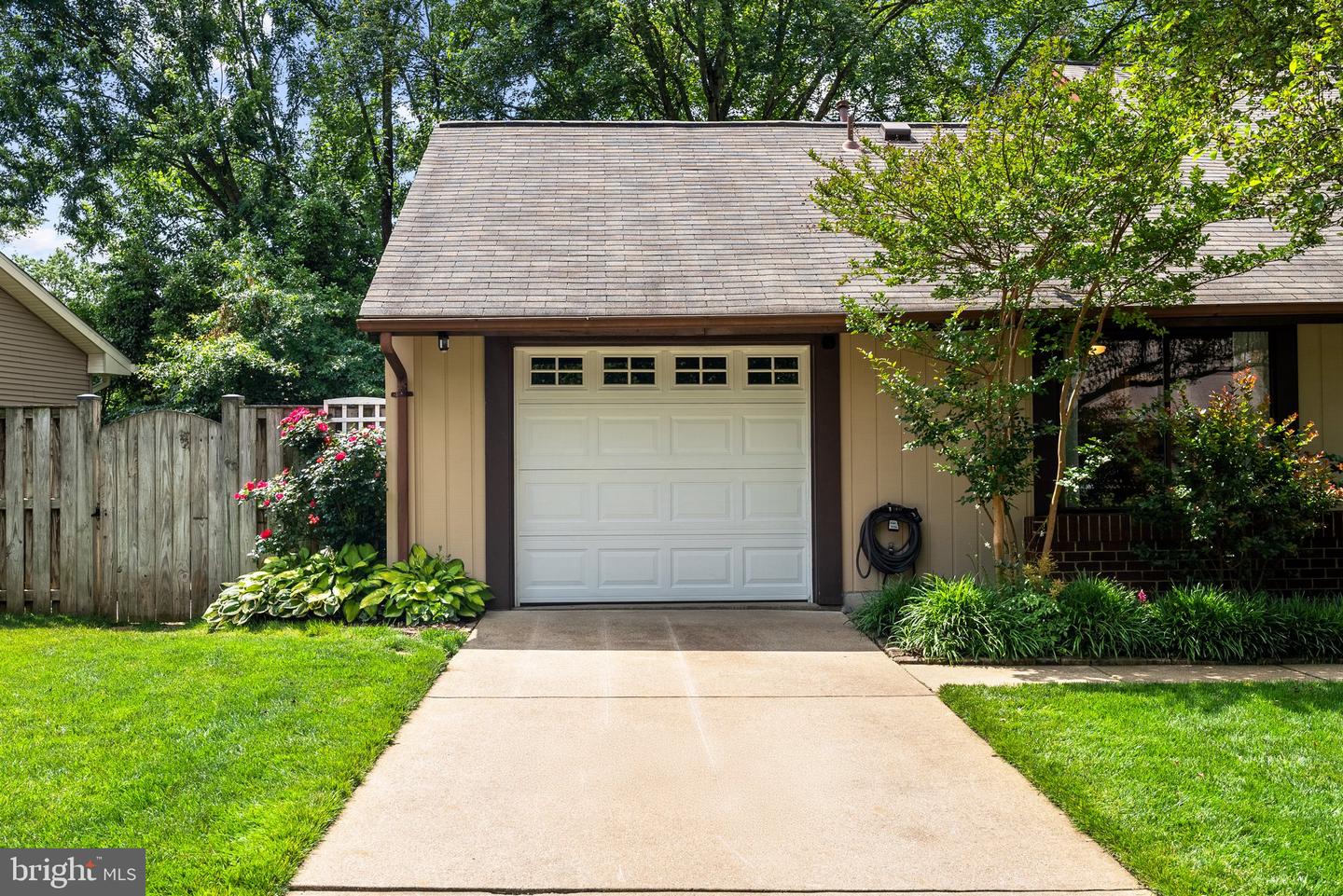 4431 FLINTSTONE RD, ALEXANDRIA, Virginia 22306, 4 Bedrooms Bedrooms, ,3 BathroomsBathrooms,Residential,For sale,4431 FLINTSTONE RD,VAFX2244314 MLS # VAFX2244314
