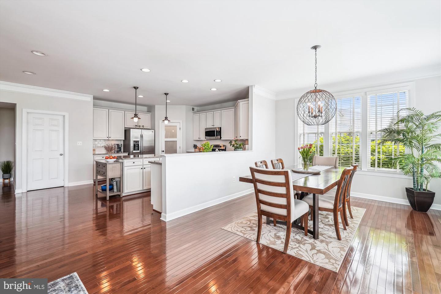 36747 POND SIDE LN, PURCELLVILLE, Virginia 20132, 5 Bedrooms Bedrooms, ,4 BathroomsBathrooms,Residential,For sale,36747 POND SIDE LN,VALO2098340 MLS # VALO2098340