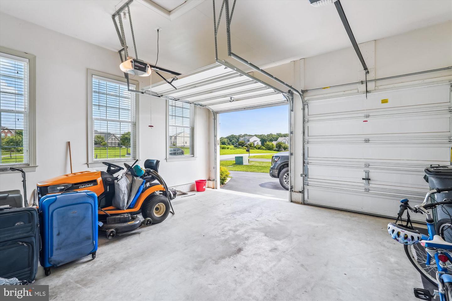 36747 POND SIDE LN, PURCELLVILLE, Virginia 20132, 5 Bedrooms Bedrooms, ,4 BathroomsBathrooms,Residential,For sale,36747 POND SIDE LN,VALO2098340 MLS # VALO2098340
