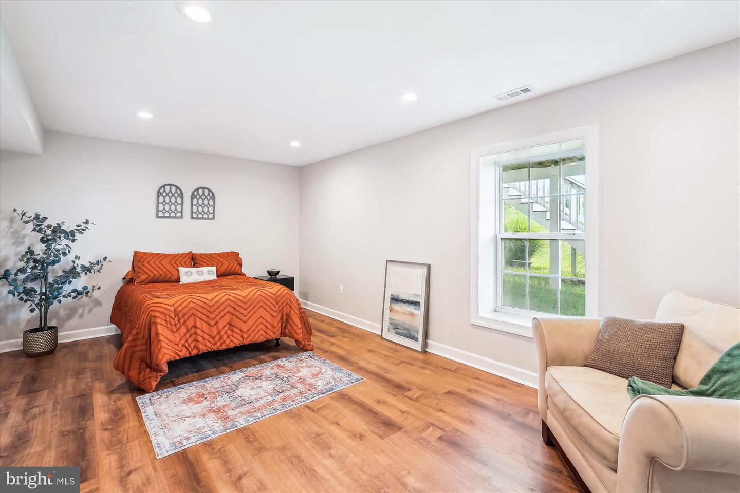 36747 POND SIDE LN, PURCELLVILLE, Virginia 20132, 5 Bedrooms Bedrooms, ,4 BathroomsBathrooms,Residential,For sale,36747 POND SIDE LN,VALO2098340 MLS # VALO2098340