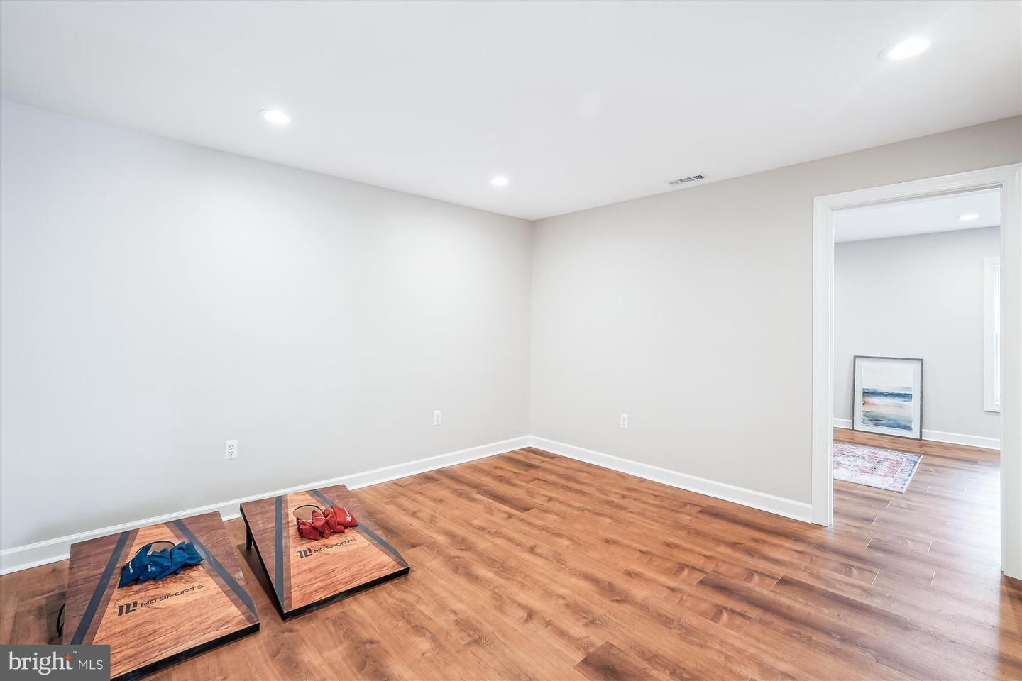 36747 POND SIDE LN, PURCELLVILLE, Virginia 20132, 5 Bedrooms Bedrooms, ,4 BathroomsBathrooms,Residential,For sale,36747 POND SIDE LN,VALO2098340 MLS # VALO2098340