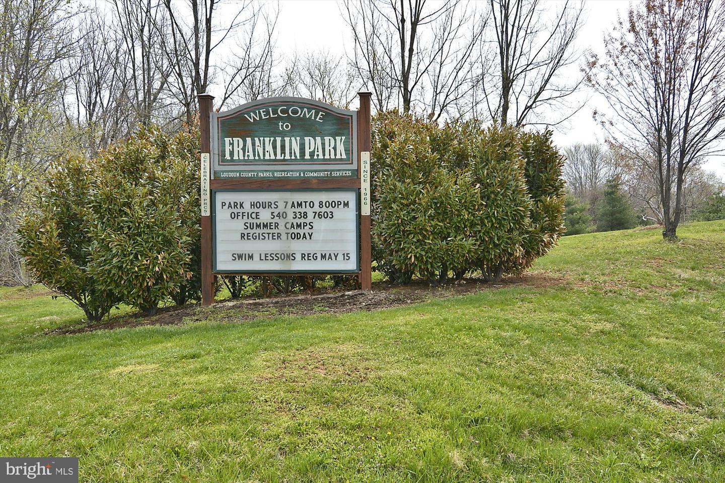 36747 POND SIDE LN, PURCELLVILLE, Virginia 20132, 5 Bedrooms Bedrooms, ,4 BathroomsBathrooms,Residential,For sale,36747 POND SIDE LN,VALO2098340 MLS # VALO2098340