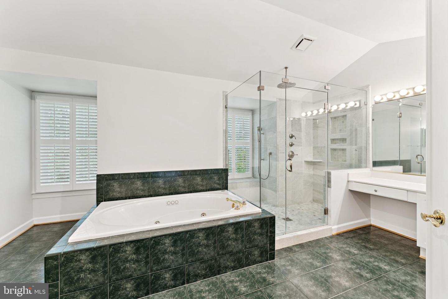 1101 ARBOROAK PL, HERNDON, Virginia 20170, 4 Bedrooms Bedrooms, ,4 BathroomsBathrooms,Residential,For sale,1101 ARBOROAK PL,VAFX2244526 MLS # VAFX2244526