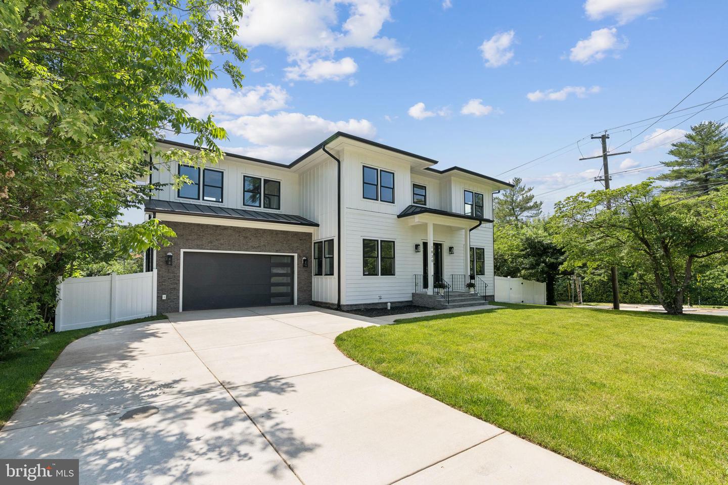 1830 CHERRI DR, FALLS CHURCH, Virginia 22043, 6 Bedrooms Bedrooms, ,6 BathroomsBathrooms,Residential,For sale,1830 CHERRI DR,VAFX2244550 MLS # VAFX2244550