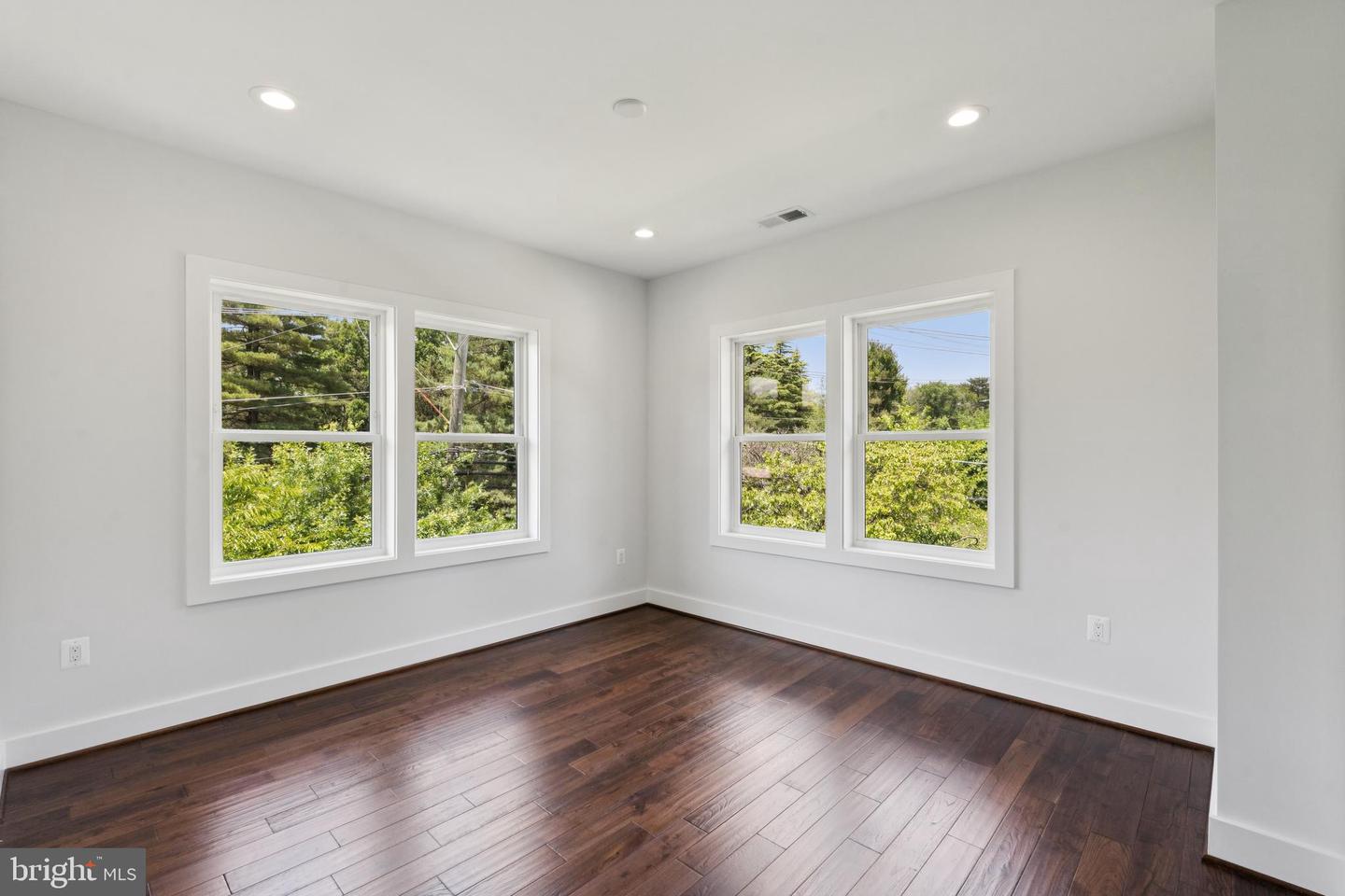 1830 CHERRI DR, FALLS CHURCH, Virginia 22043, 6 Bedrooms Bedrooms, ,6 BathroomsBathrooms,Residential,For sale,1830 CHERRI DR,VAFX2244550 MLS # VAFX2244550
