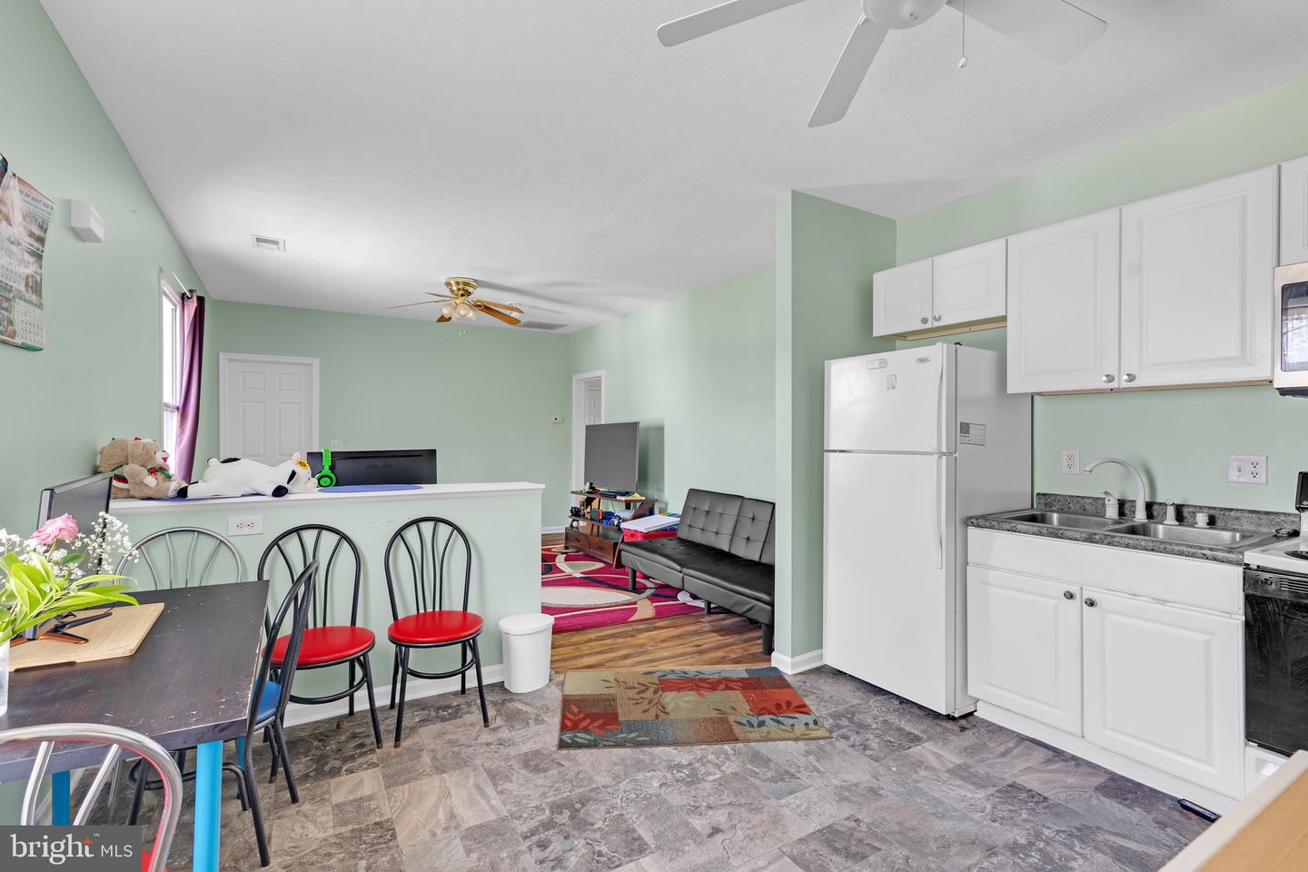 656 W 11TH ST, FRONT ROYAL, Virginia 22630, ,Land,For sale,656 W 11TH ST,VAWR2011172 MLS # VAWR2011172