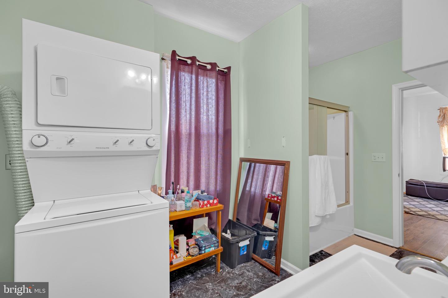 656 W 11TH ST, FRONT ROYAL, Virginia 22630, ,Land,For sale,656 W 11TH ST,VAWR2011172 MLS # VAWR2011172