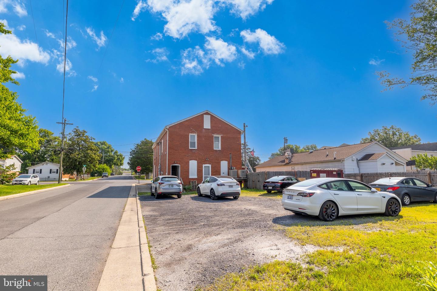 656 W 11TH ST, FRONT ROYAL, Virginia 22630, ,Land,For sale,656 W 11TH ST,VAWR2011172 MLS # VAWR2011172