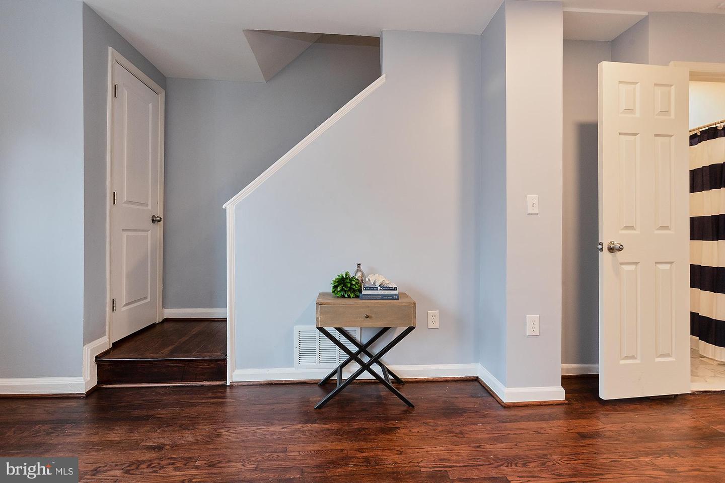 151 DALE ST, ALEXANDRIA, Virginia 22305, 3 Bedrooms Bedrooms, ,2 BathroomsBathrooms,Residential,For sale,151 DALE ST,VAAX2045950 MLS # VAAX2045950