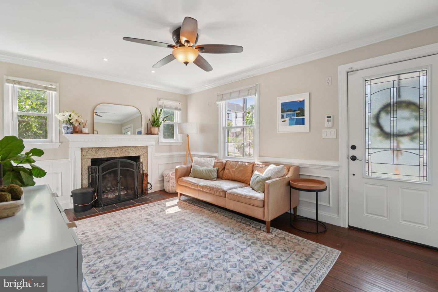 3819 14TH ST S, ARLINGTON, Virginia 22204, 3 Bedrooms Bedrooms, ,2 BathroomsBathrooms,Residential,For sale,3819 14TH ST S,VAAR2058542 MLS # VAAR2058542