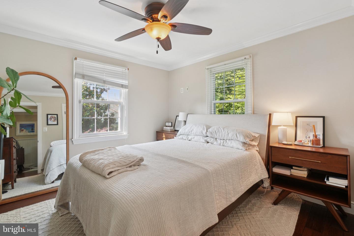 3819 14TH ST S, ARLINGTON, Virginia 22204, 3 Bedrooms Bedrooms, ,2 BathroomsBathrooms,Residential,For sale,3819 14TH ST S,VAAR2058542 MLS # VAAR2058542
