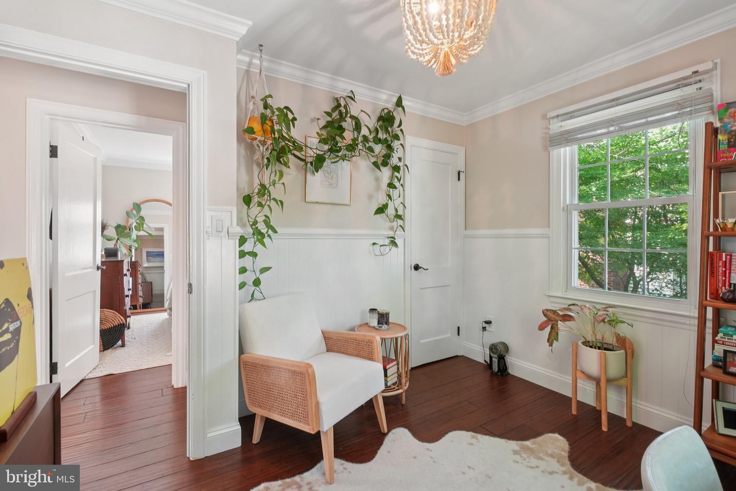 3819 14TH ST S, ARLINGTON, Virginia 22204, 3 Bedrooms Bedrooms, ,2 BathroomsBathrooms,Residential,For sale,3819 14TH ST S,VAAR2058542 MLS # VAAR2058542