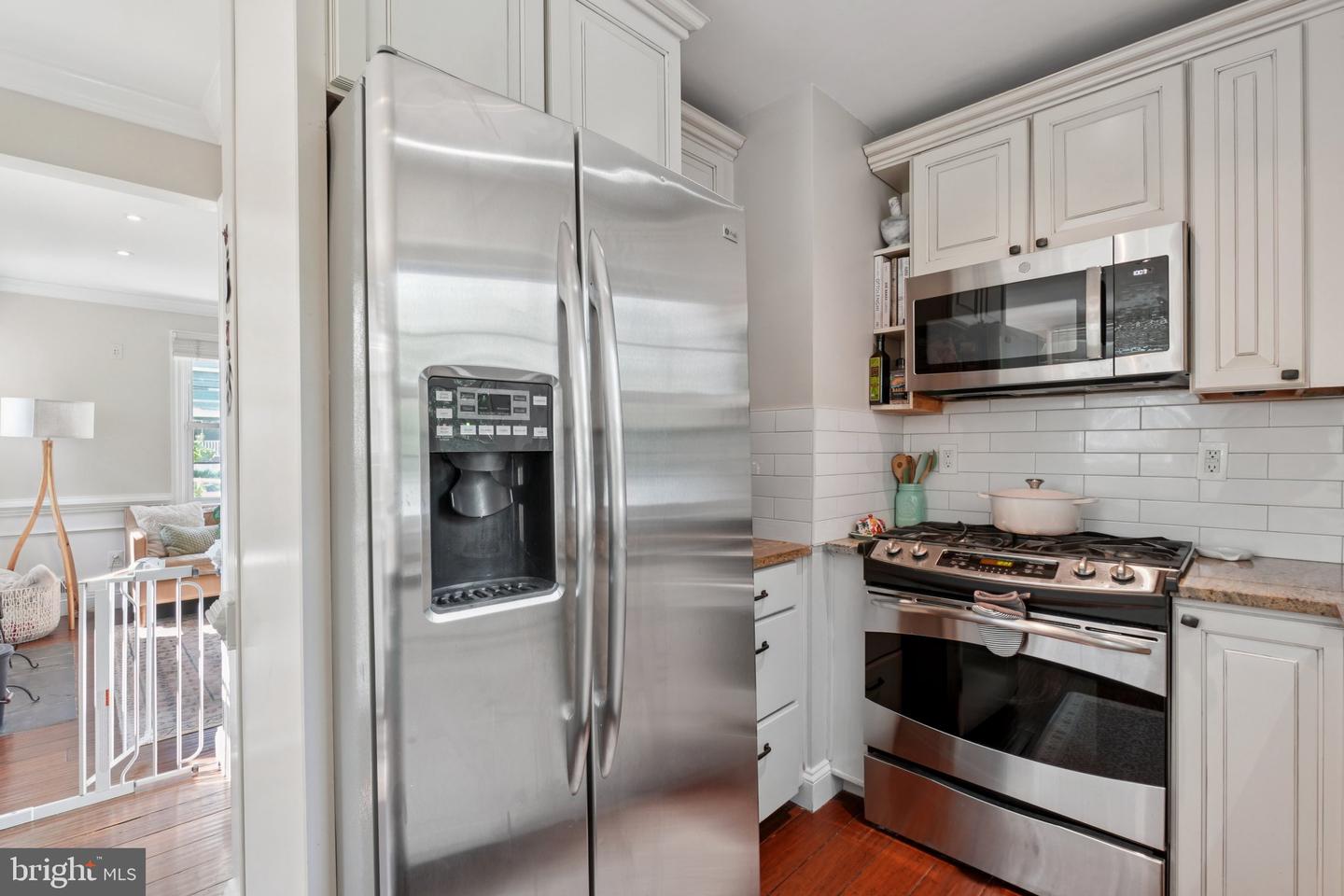 3819 14TH ST S, ARLINGTON, Virginia 22204, 3 Bedrooms Bedrooms, ,2 BathroomsBathrooms,Residential,For sale,3819 14TH ST S,VAAR2058542 MLS # VAAR2058542