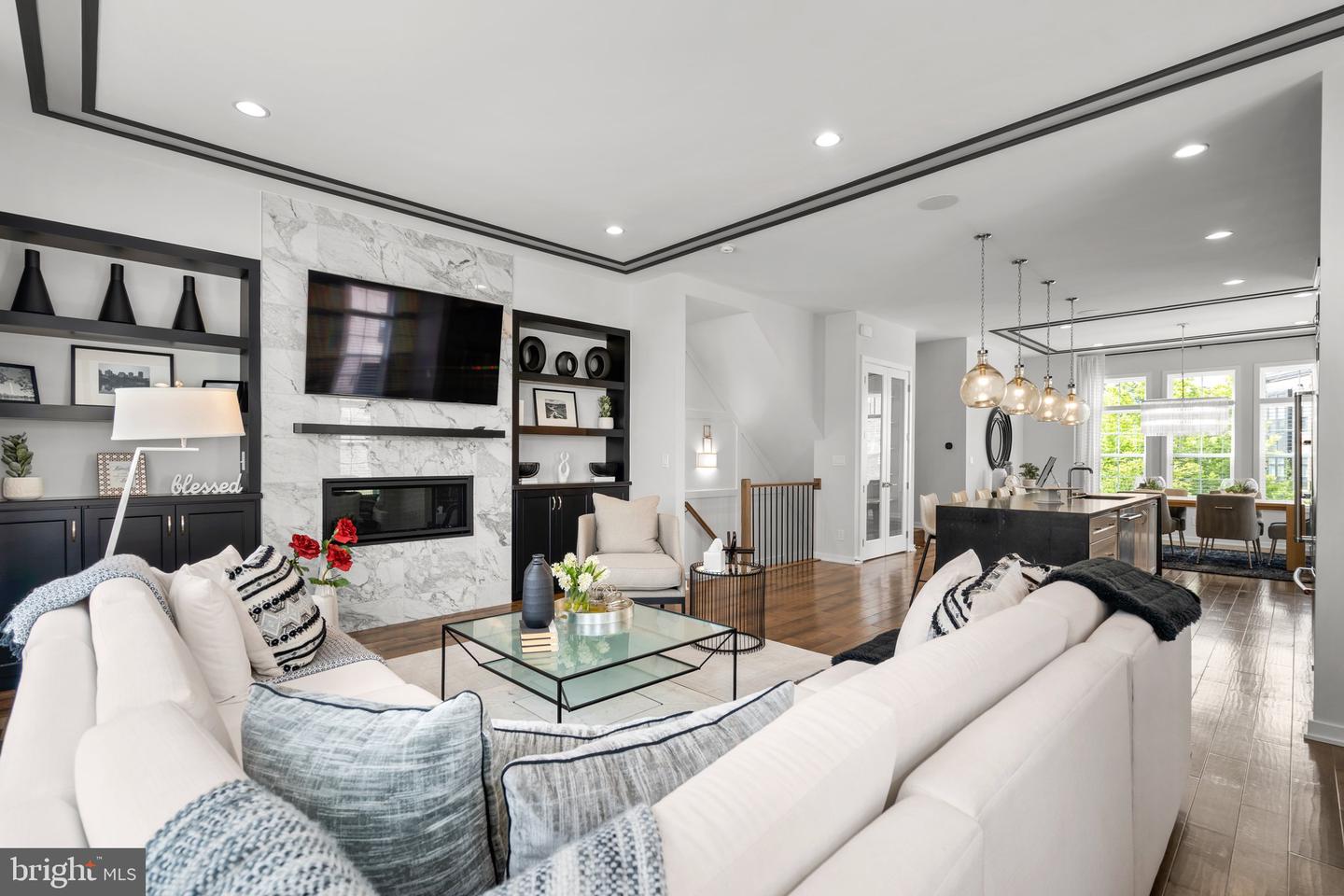1741 MCKENNA POINT DR #2701, MCLEAN, Virginia 22102, 3 Bedrooms Bedrooms, ,2 BathroomsBathrooms,Residential,For sale,1741 MCKENNA POINT DR #2701,VAFX2244790 MLS # VAFX2244790