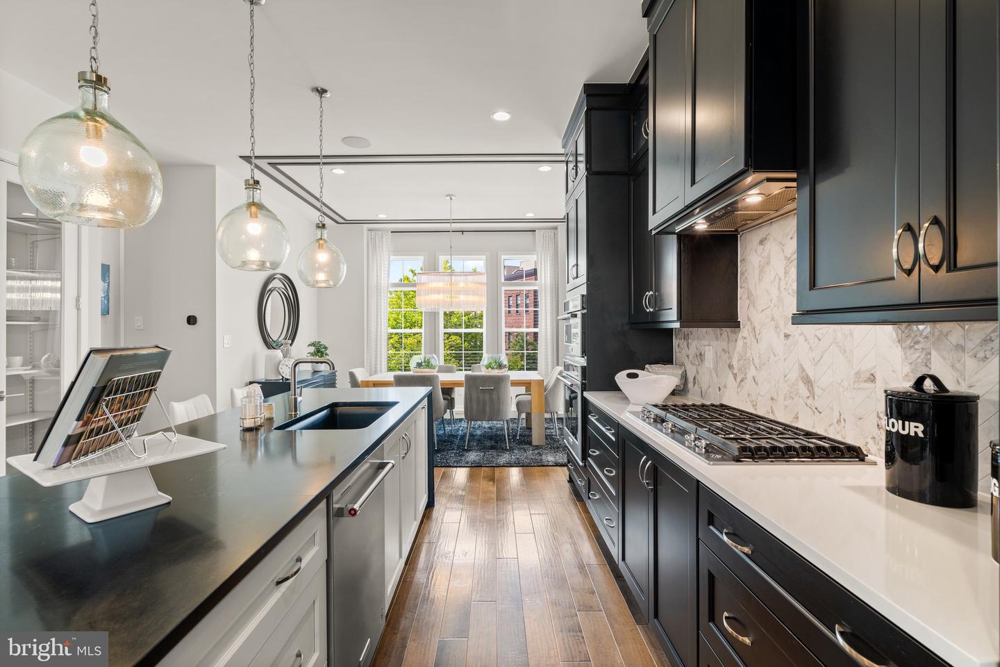 1741 MCKENNA POINT DR #2701, MCLEAN, Virginia 22102, 3 Bedrooms Bedrooms, ,2 BathroomsBathrooms,Residential,For sale,1741 MCKENNA POINT DR #2701,VAFX2244790 MLS # VAFX2244790