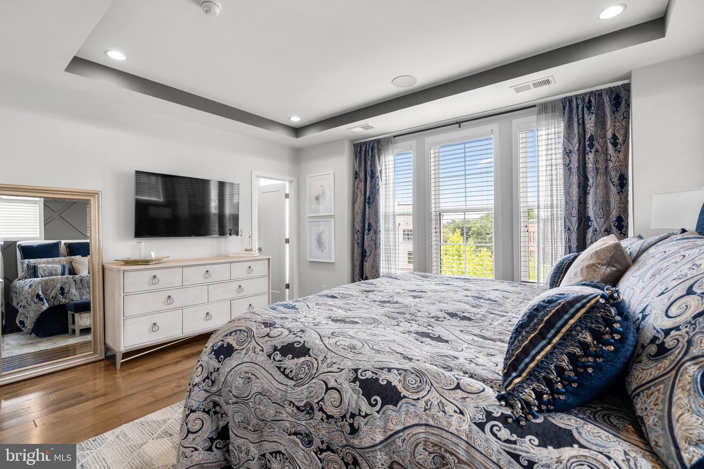 1741 MCKENNA POINT DR #2701, MCLEAN, Virginia 22102, 3 Bedrooms Bedrooms, ,2 BathroomsBathrooms,Residential,For sale,1741 MCKENNA POINT DR #2701,VAFX2244790 MLS # VAFX2244790