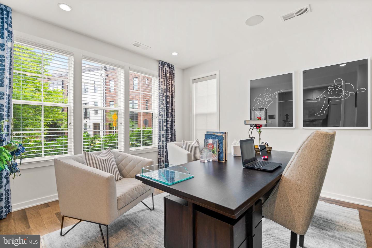 1741 MCKENNA POINT DR #2701, MCLEAN, Virginia 22102, 3 Bedrooms Bedrooms, ,2 BathroomsBathrooms,Residential,For sale,1741 MCKENNA POINT DR #2701,VAFX2244790 MLS # VAFX2244790