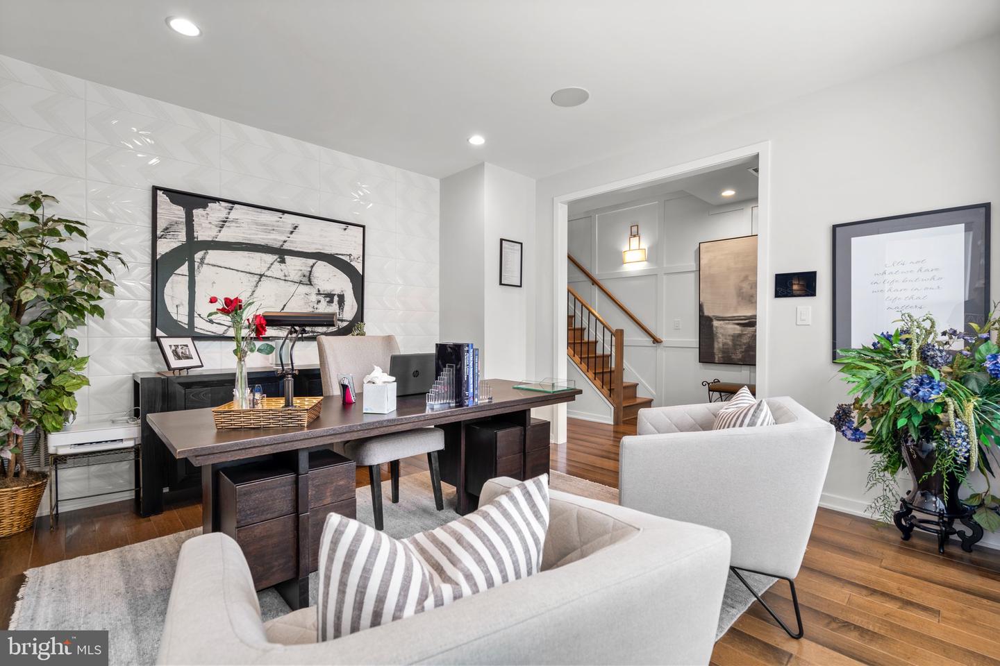 1741 MCKENNA POINT DR #2701, MCLEAN, Virginia 22102, 3 Bedrooms Bedrooms, ,2 BathroomsBathrooms,Residential,For sale,1741 MCKENNA POINT DR #2701,VAFX2244790 MLS # VAFX2244790