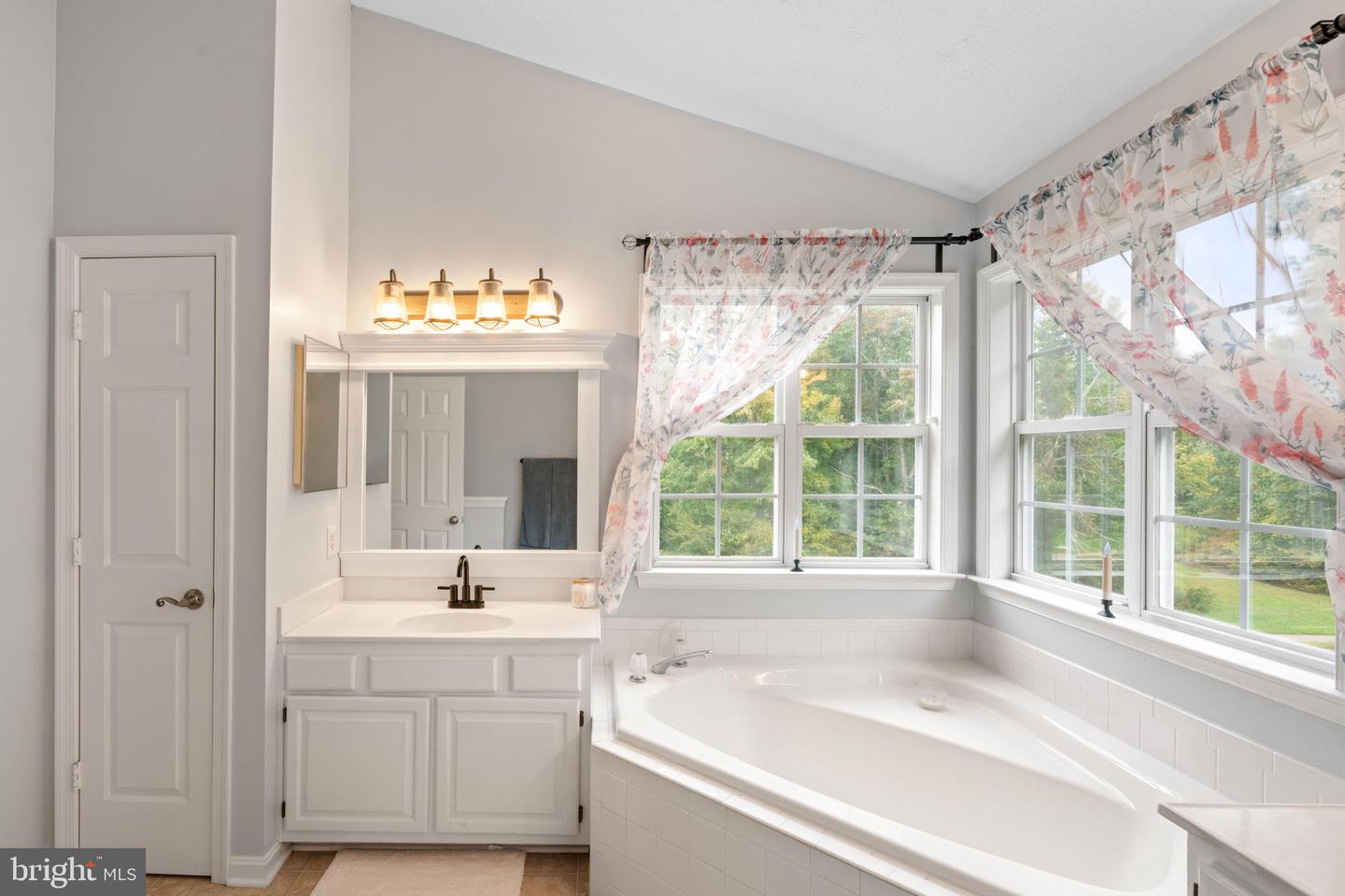101 THERESA DR, STAFFORD, Virginia 22554, 4 Bedrooms Bedrooms, ,2 BathroomsBathrooms,Residential,For sale,101 THERESA DR,VAST2039418 MLS # VAST2039418