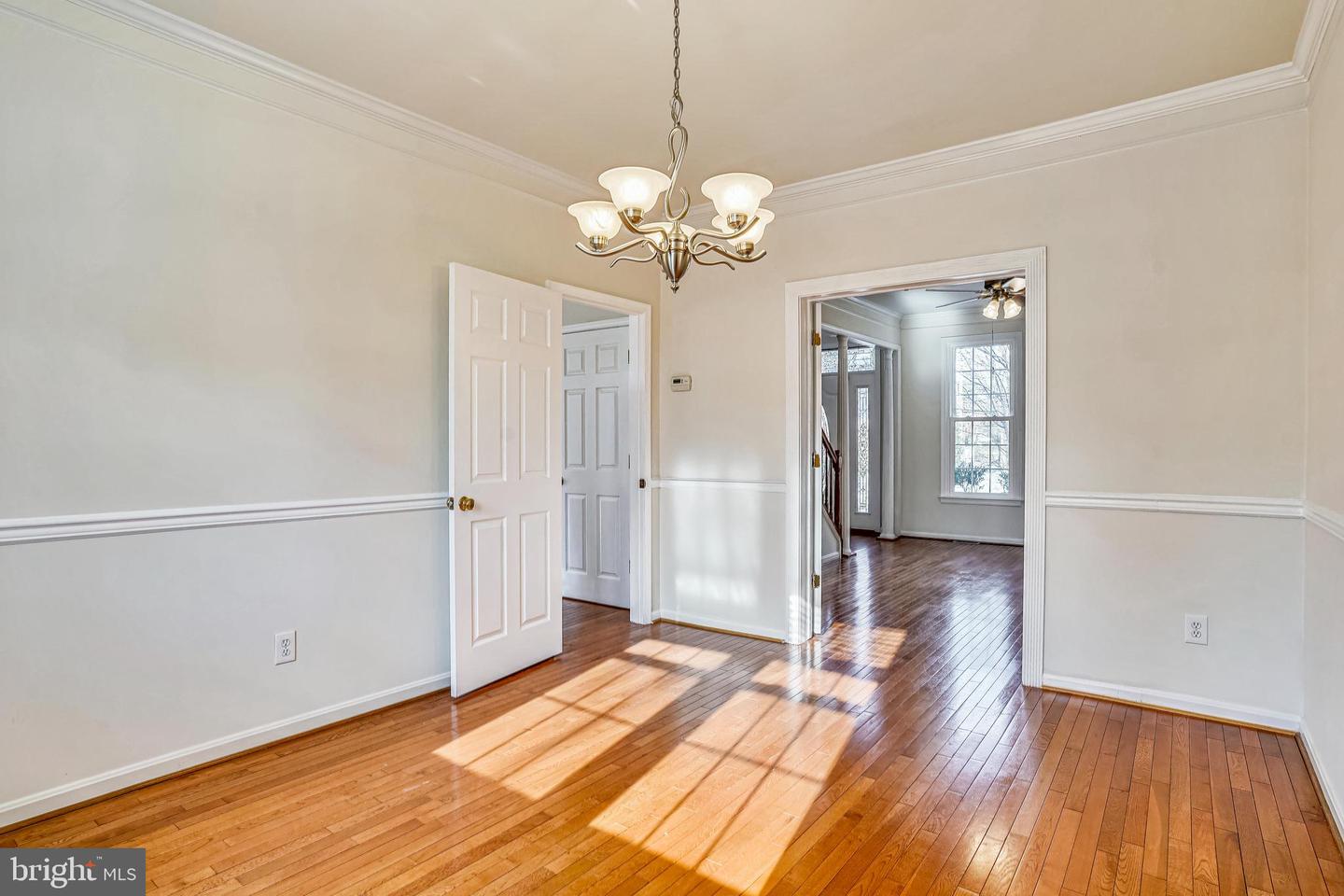 6493 SUMMERTON WAY, SPRINGFIELD, Virginia 22150, 3 Bedrooms Bedrooms, ,2 BathroomsBathrooms,Residential,For sale,6493 SUMMERTON WAY,VAFX2244822 MLS # VAFX2244822
