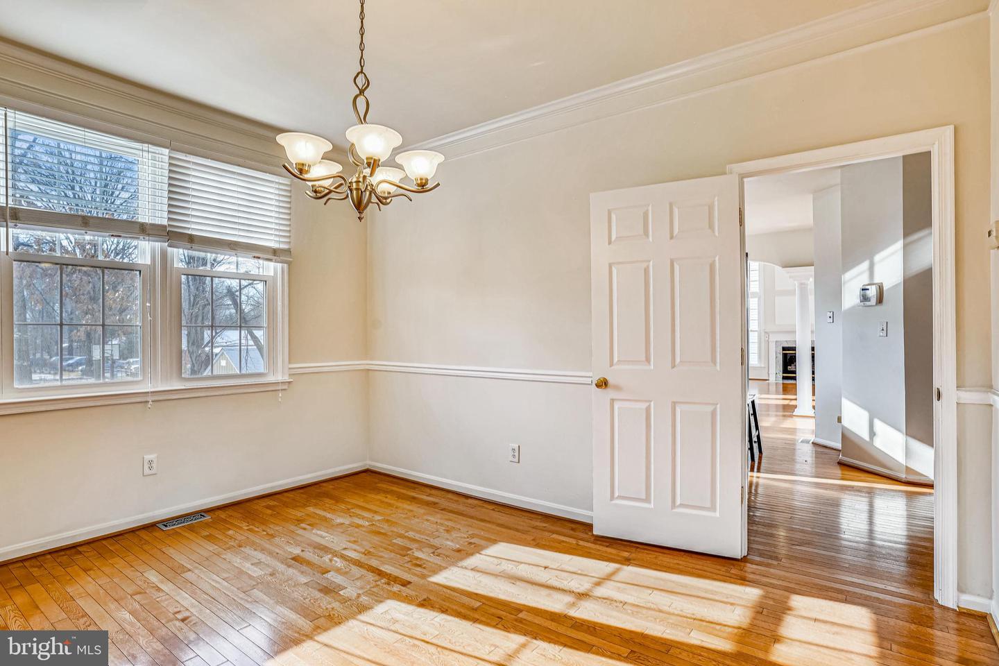 6493 SUMMERTON WAY, SPRINGFIELD, Virginia 22150, 3 Bedrooms Bedrooms, ,2 BathroomsBathrooms,Residential,For sale,6493 SUMMERTON WAY,VAFX2244822 MLS # VAFX2244822