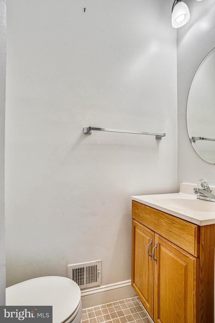 6493 SUMMERTON WAY, SPRINGFIELD, Virginia 22150, 3 Bedrooms Bedrooms, ,2 BathroomsBathrooms,Residential,For sale,6493 SUMMERTON WAY,VAFX2244822 MLS # VAFX2244822