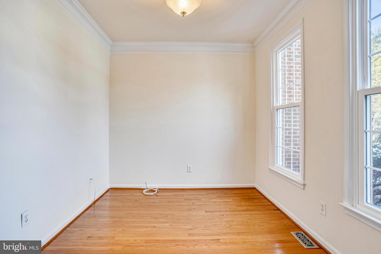 6493 SUMMERTON WAY, SPRINGFIELD, Virginia 22150, 3 Bedrooms Bedrooms, ,2 BathroomsBathrooms,Residential,For sale,6493 SUMMERTON WAY,VAFX2244822 MLS # VAFX2244822