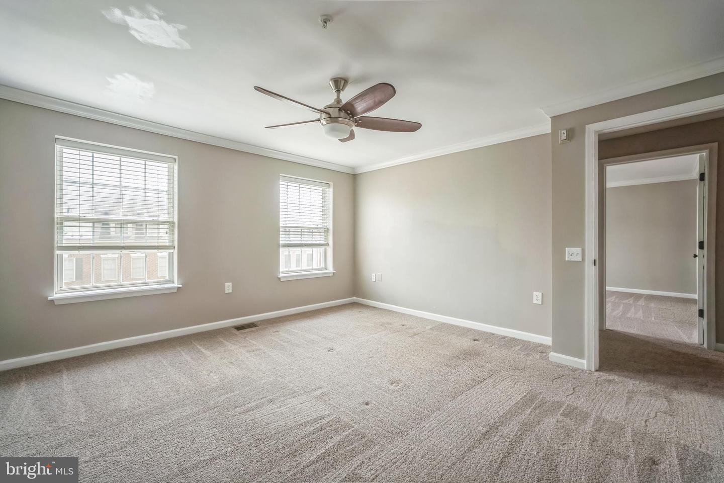 305 S PAYNE ST #305, ALEXANDRIA, Virginia 22314, 2 Bedrooms Bedrooms, ,2 BathroomsBathrooms,Residential,For sale,305 S PAYNE ST #305,VAAX2046228 MLS # VAAX2046228