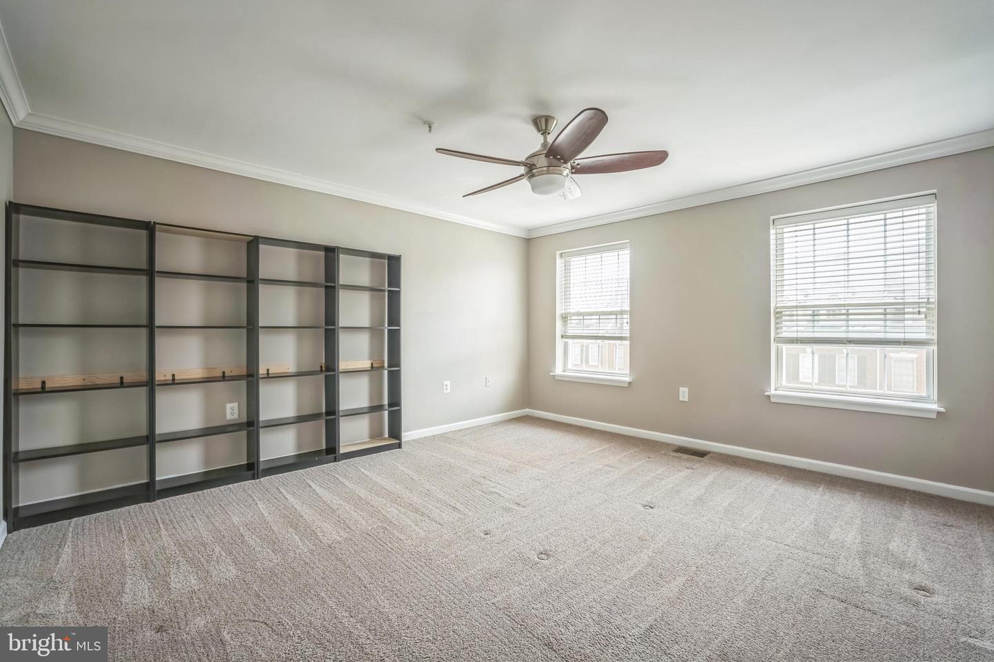 305 S PAYNE ST #305, ALEXANDRIA, Virginia 22314, 2 Bedrooms Bedrooms, ,2 BathroomsBathrooms,Residential,For sale,305 S PAYNE ST #305,VAAX2046228 MLS # VAAX2046228