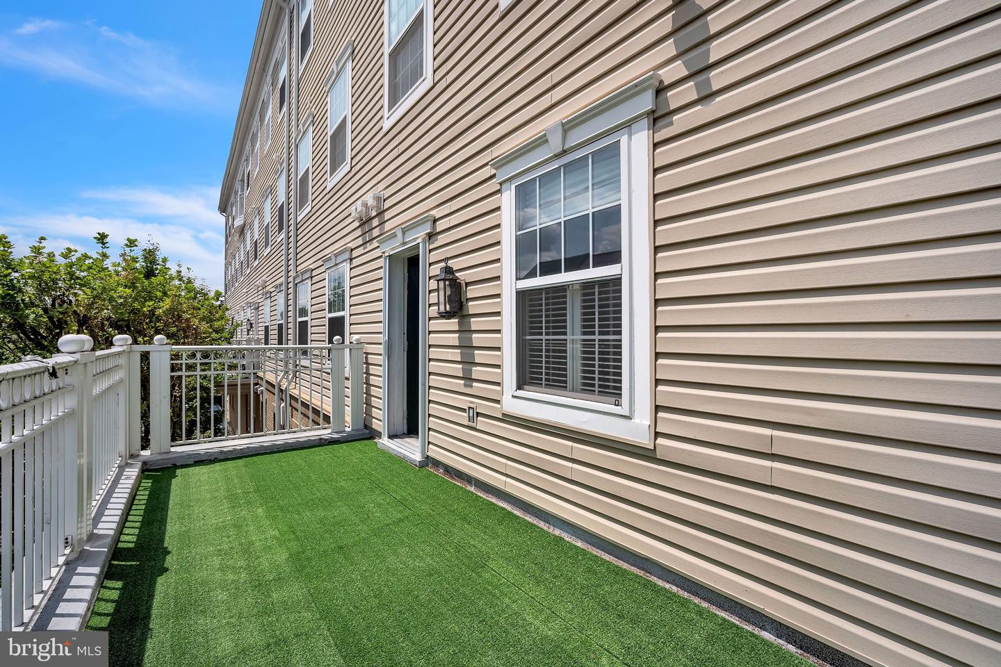 305 S PAYNE ST #305, ALEXANDRIA, Virginia 22314, 2 Bedrooms Bedrooms, ,2 BathroomsBathrooms,Residential,For sale,305 S PAYNE ST #305,VAAX2046228 MLS # VAAX2046228