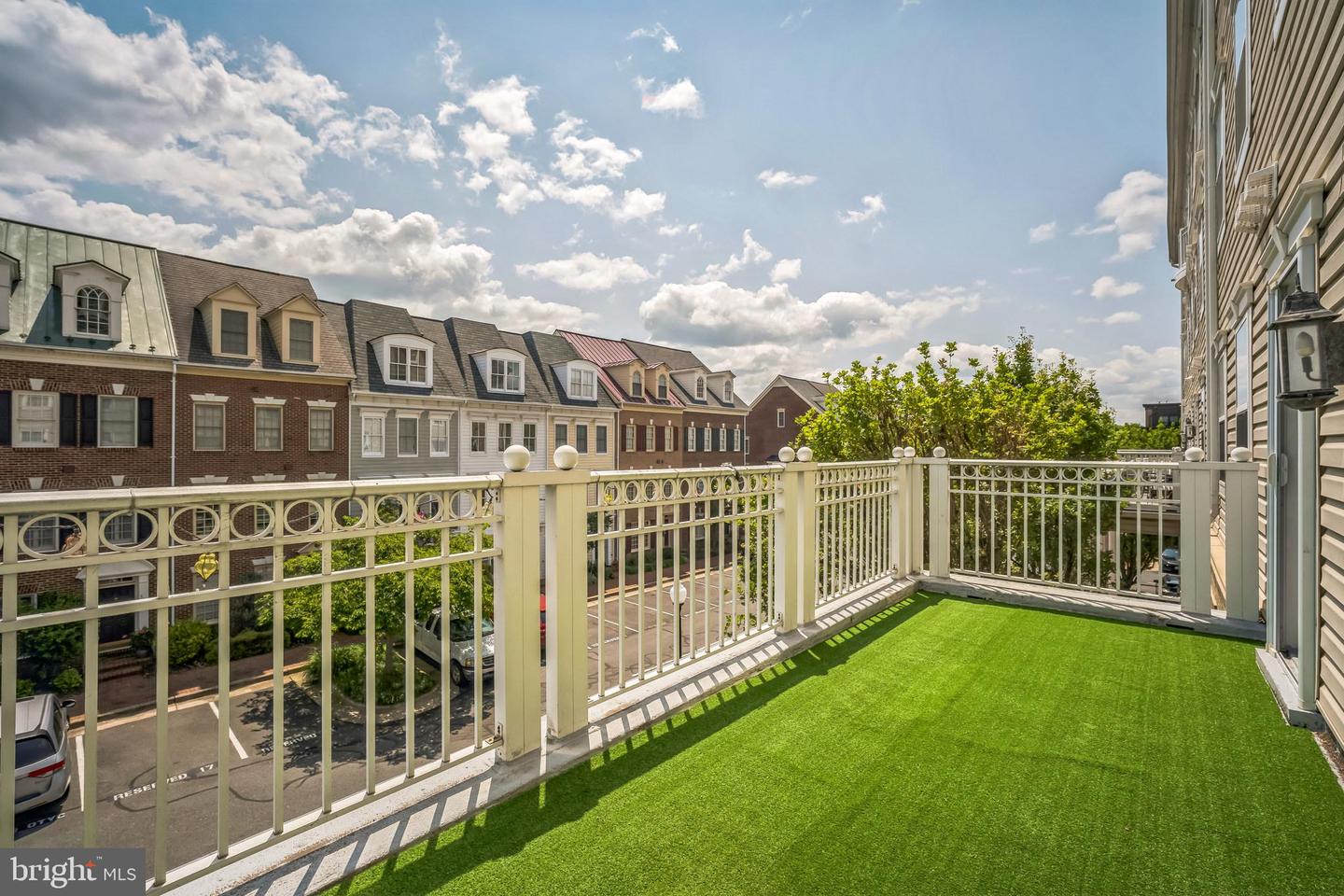 305 S PAYNE ST #305, ALEXANDRIA, Virginia 22314, 2 Bedrooms Bedrooms, ,2 BathroomsBathrooms,Residential,For sale,305 S PAYNE ST #305,VAAX2046228 MLS # VAAX2046228
