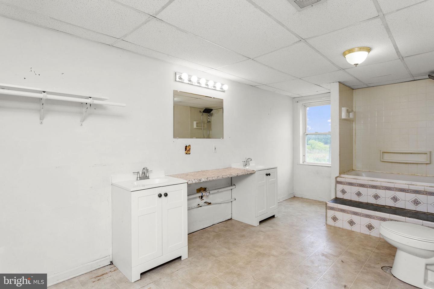14623 RUNIONS CREEK RD, BROADWAY, Virginia 22815, 4 Bedrooms Bedrooms, ,3 BathroomsBathrooms,Residential,For sale,14623 RUNIONS CREEK RD,VARO2002366 MLS # VARO2002366