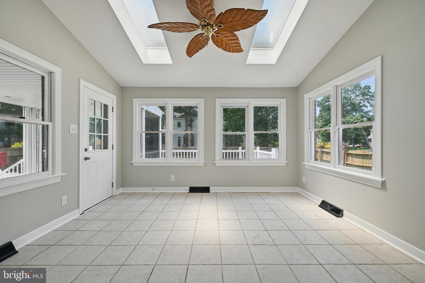 5800 COUNTRY MANOR WAY, NORTH CHESTERFIELD, Virginia 23224, 4 Bedrooms Bedrooms, ,2 BathroomsBathrooms,Residential,For sale,5800 COUNTRY MANOR WAY,VACF2001174 MLS # VACF2001174