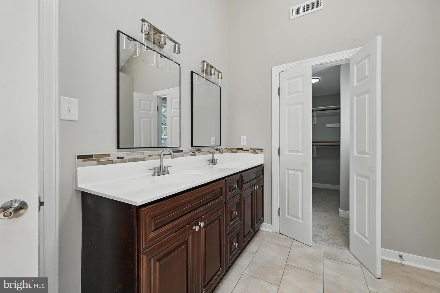 5800 COUNTRY MANOR WAY, NORTH CHESTERFIELD, Virginia 23224, 4 Bedrooms Bedrooms, ,2 BathroomsBathrooms,Residential,For sale,5800 COUNTRY MANOR WAY,VACF2001174 MLS # VACF2001174