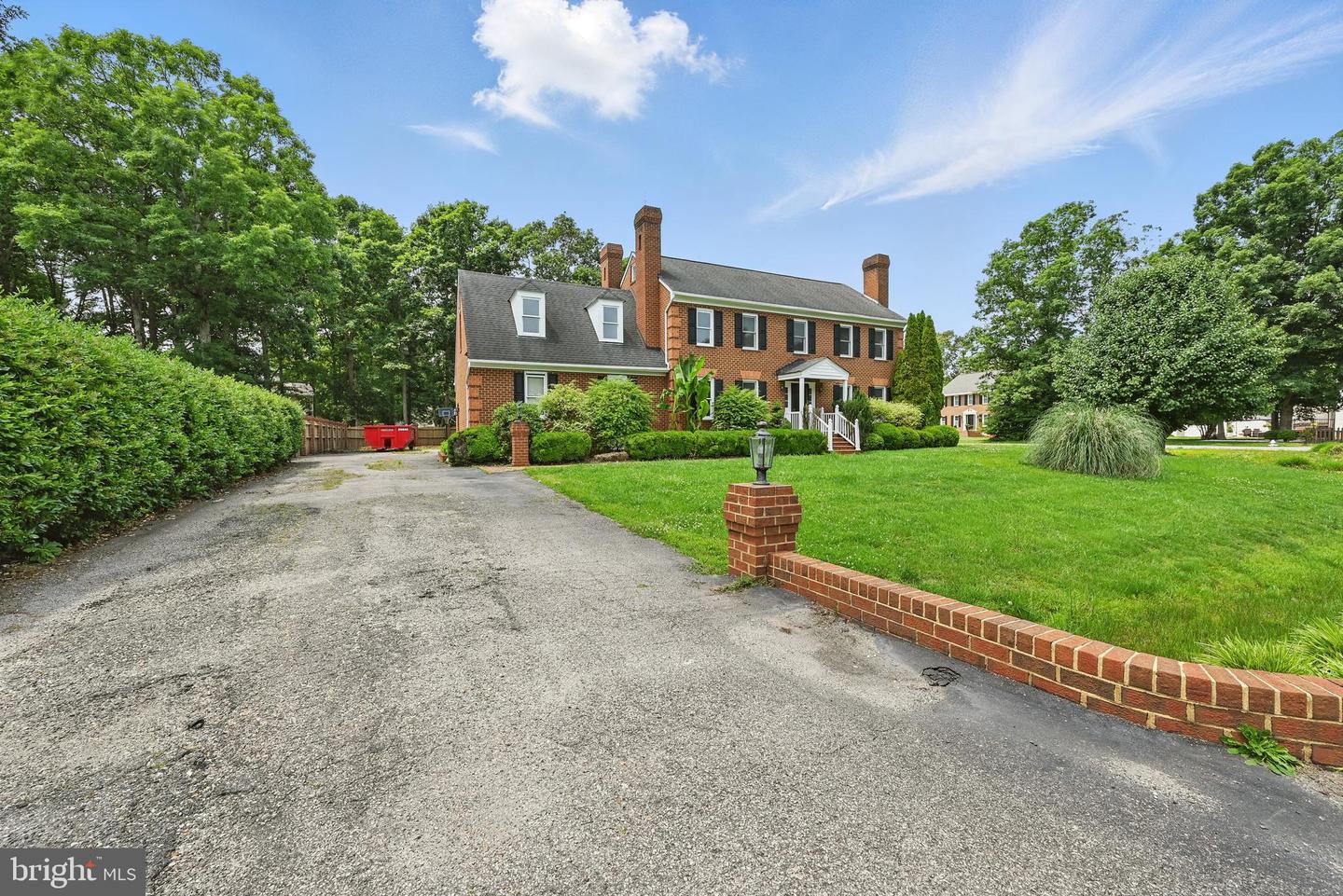 5800 COUNTRY MANOR WAY, NORTH CHESTERFIELD, Virginia 23224, 4 Bedrooms Bedrooms, ,2 BathroomsBathrooms,Residential,For sale,5800 COUNTRY MANOR WAY,VACF2001174 MLS # VACF2001174