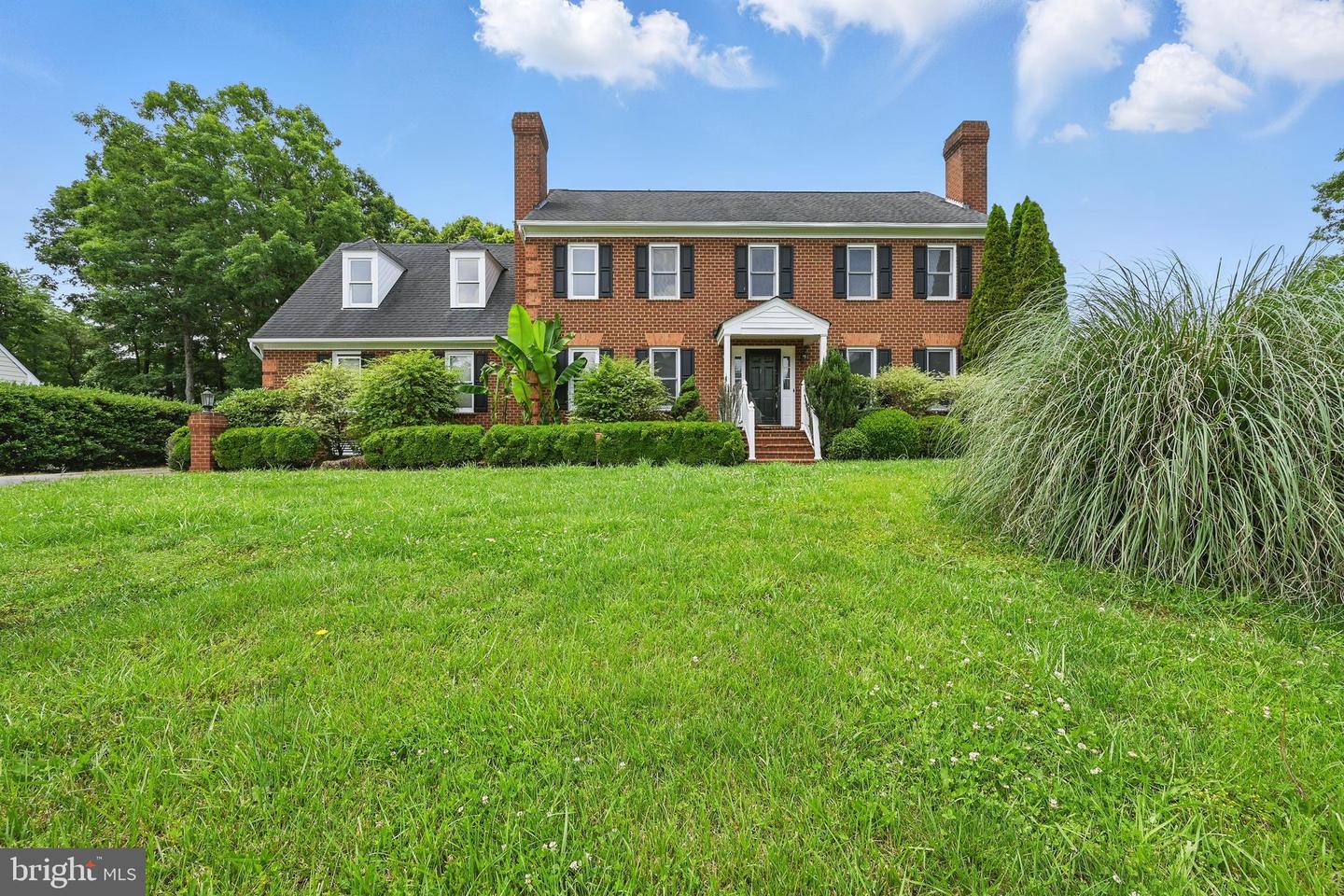 5800 COUNTRY MANOR WAY, NORTH CHESTERFIELD, Virginia 23224, 4 Bedrooms Bedrooms, ,2 BathroomsBathrooms,Residential,For sale,5800 COUNTRY MANOR WAY,VACF2001174 MLS # VACF2001174