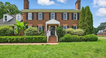 5800 COUNTRY MANOR WAY, NORTH CHESTERFIELD, Virginia 23224, 4 Bedrooms Bedrooms, ,2 BathroomsBathrooms,Residential,For sale,5800 COUNTRY MANOR WAY,VACF2001174 MLS # VACF2001174