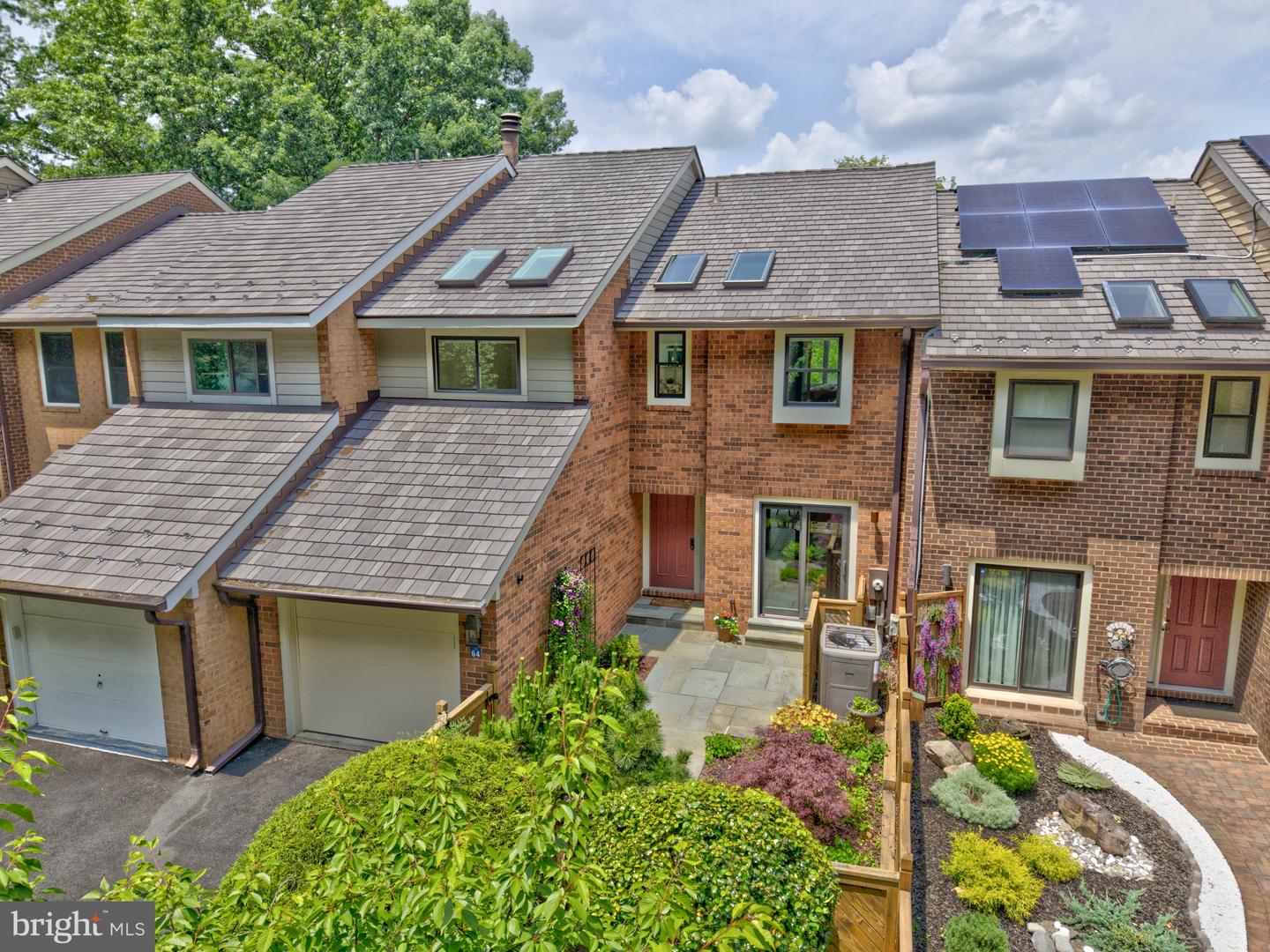 11064 THRUSH RIDGE RD, RESTON, Virginia 20191, 4 Bedrooms Bedrooms, 14 Rooms Rooms,3 BathroomsBathrooms,Residential,For sale,11064 THRUSH RIDGE RD,VAFX2247030 MLS # VAFX2247030