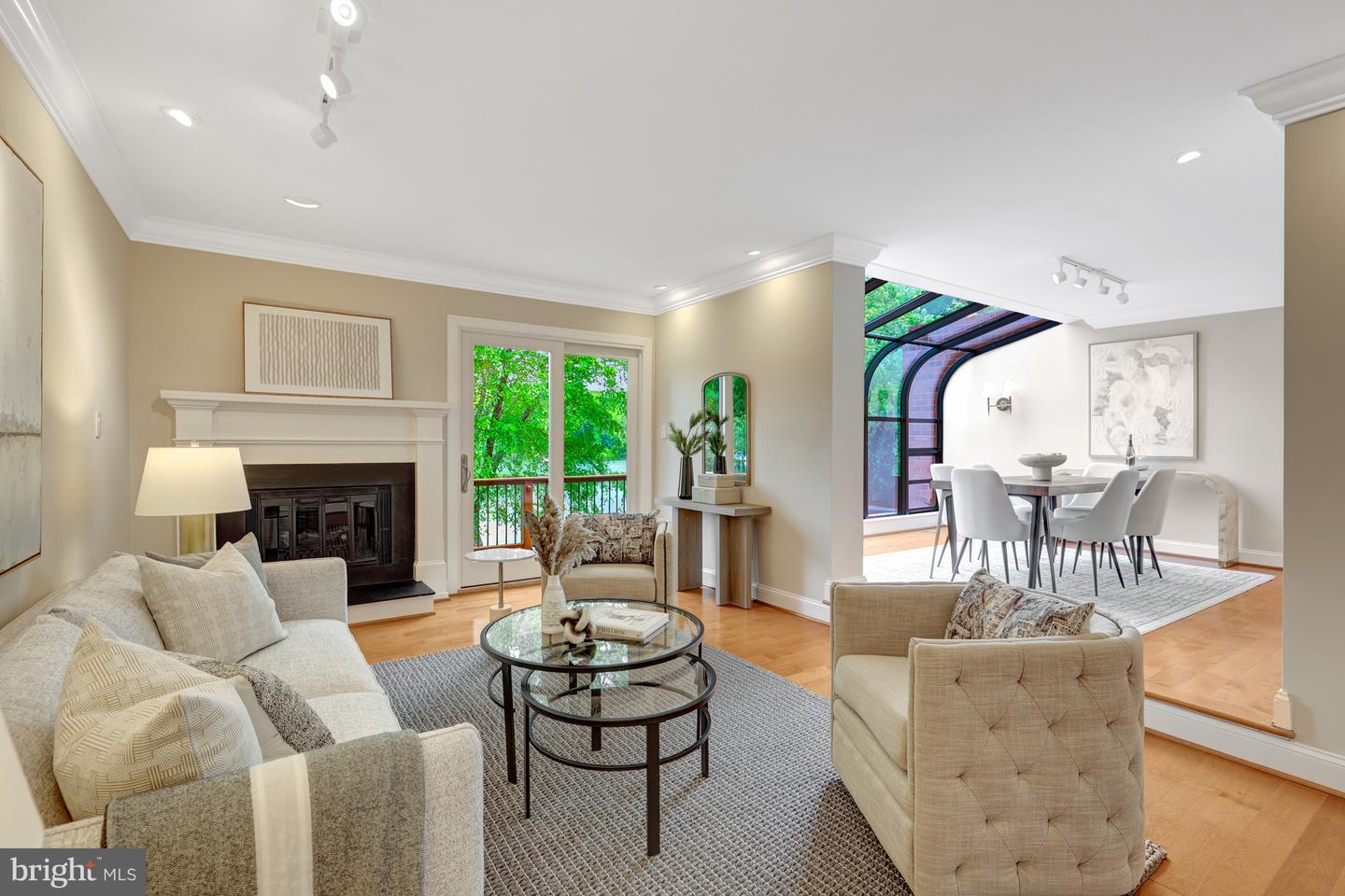 11064 THRUSH RIDGE RD, RESTON, Virginia 20191, 4 Bedrooms Bedrooms, 14 Rooms Rooms,3 BathroomsBathrooms,Residential,For sale,11064 THRUSH RIDGE RD,VAFX2247030 MLS # VAFX2247030