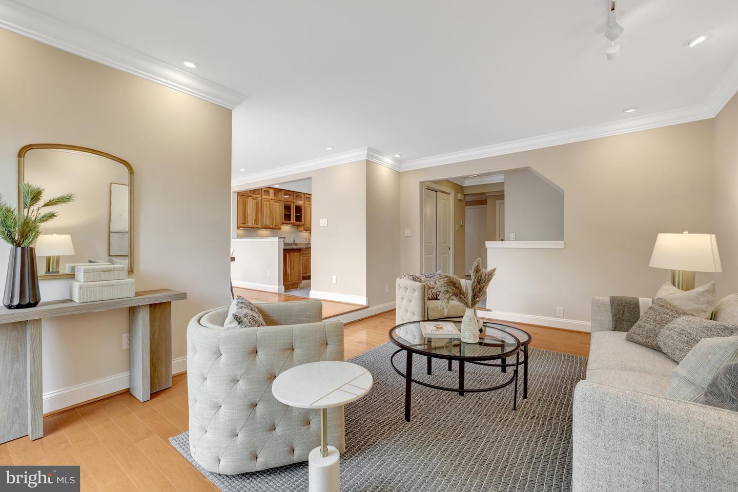 11064 THRUSH RIDGE RD, RESTON, Virginia 20191, 4 Bedrooms Bedrooms, 14 Rooms Rooms,3 BathroomsBathrooms,Residential,For sale,11064 THRUSH RIDGE RD,VAFX2247030 MLS # VAFX2247030